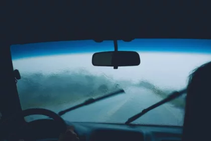car's windshield wipers